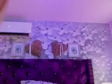 Chaturbate Live Sex Cam of violeta_medina