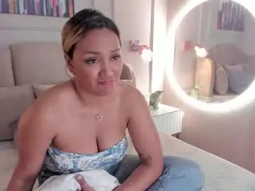 Chaturbate Live Sex of violeta_medina