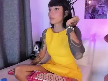 Chaturbate Adult Webcams of misticred