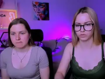 Chaturbate Free Live Porn of tina_ari