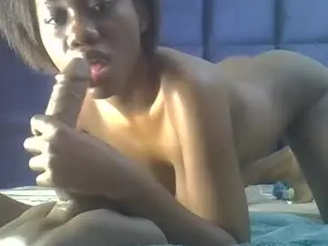 Chaturbate Best live sex cam show of el_petite