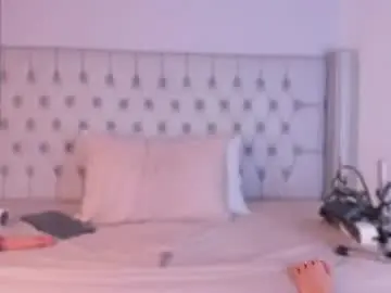 Chaturbate Nude Webcam of camila_harrington