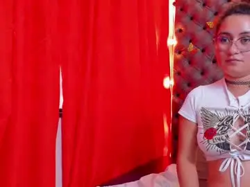 Chaturbate Live Sex of luna_0211