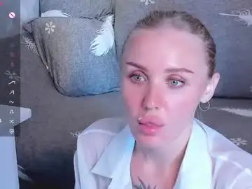Chaturbate Watch Live Sex Cams of lushcherry