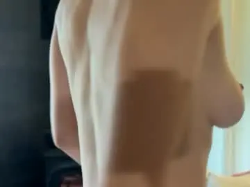 Chaturbate Adult Video Chat of mommamia12