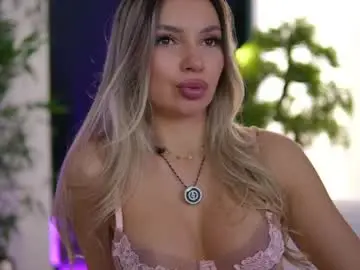 Chaturbate Best live sex cam show of _arielle