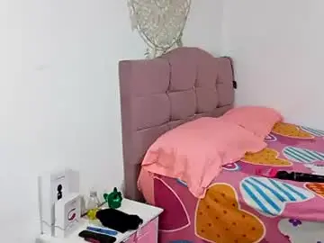 Chaturbate Live Sex Cam of lia_hottie