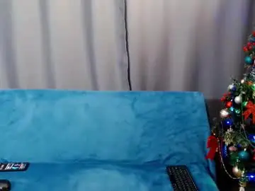 Chaturbate Live Sex Cam of laralovebliss