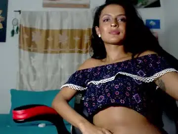 Chaturbate Best live sex cam show of yemaya_28