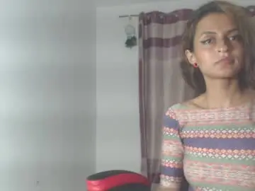 Chaturbate Adult Video Chat of yemaya_28