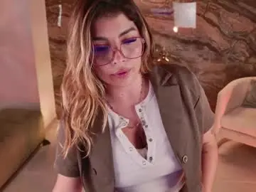 Chaturbate Sex Chat of lisamonroe_