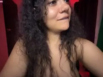 Chaturbate Nude Webcam of saharaxoxo