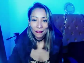 Chaturbate Adult Video Chat of alexiajames_