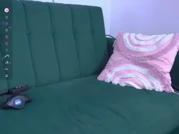 Domi milf cams
