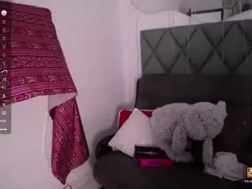 Chaturbate Free Live Porn of devika_kumar