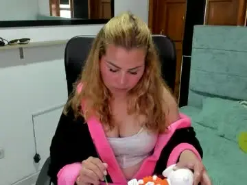 Chaturbate Free Porn Cam of julieta_star69