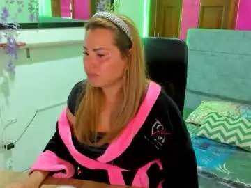 Chaturbate Watch Live Sex Cams of julieta_star69