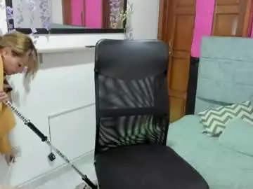 Chaturbate Best live sex cam show of julieta_star69