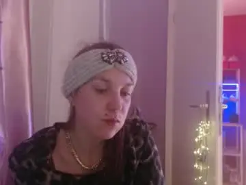 Chaturbate Adult Video Chat of melli23