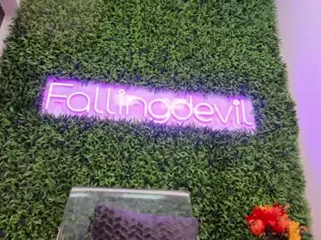 Chaturbate Live Sex Cam of hotfallingdevil