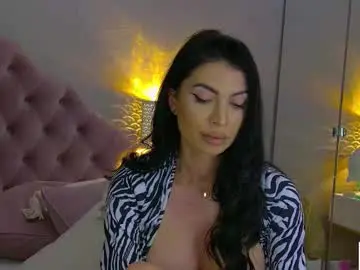 Chaturbate Watch Live Sex Cams of metishacaprice