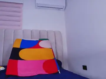 Chaturbate Live Sex Cam of tinkerbell_1