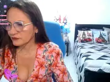 Chaturbate Best live sex cam show of bella_ghisell