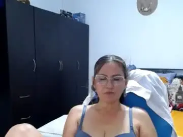 Chaturbate Sex Cam of bella_ghisell