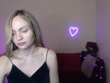 Chaturbate Live Porn of mikkey_mouse8