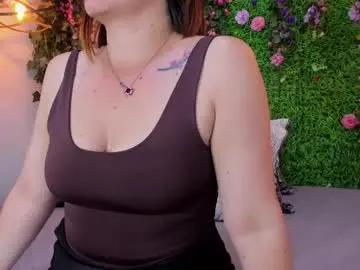 Chaturbate Watch Live Sex Cams of sarahdeyvis