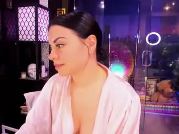 Chaturbate Nude Webcam of alma_pearl