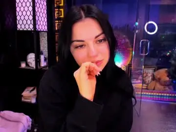 Chaturbate Free Live Porn of alma_pearl