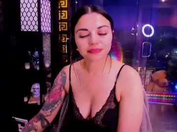 Chaturbate Free Porn Cam of alma_pearl