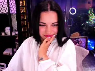 Chaturbate Nude Webcam of alma_pearl