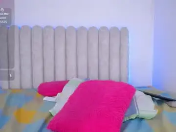 Chaturbate Free Live Porn of violet_giraldo