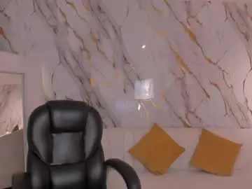Chaturbate Best live sex cam show of natalielewis_