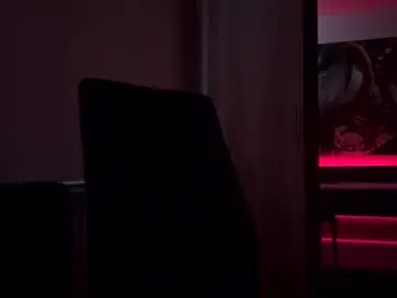 Chaturbate Nude Webcam of saradesiree1