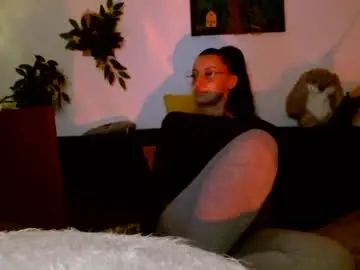 Chaturbate Watch Live Sex Cams of goddessmoon_