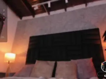 Chaturbate Best live sex cam show of iara_martinez
