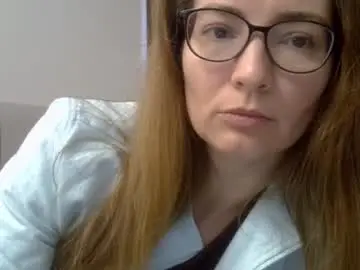 Chaturbate Live Sex Cam of ashleyspice