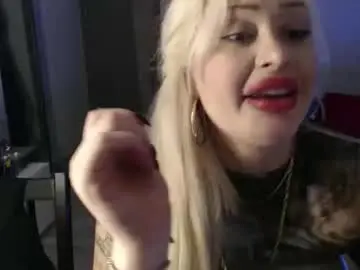 Chaturbate Best live sex cam show of deewhitee