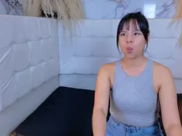 Chaturbate Watch Live Sex Cams of emma_ricci23