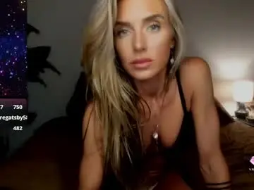 Chaturbate Adult Video Chat of theselina_kyle