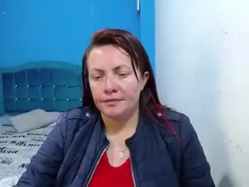 Chaturbate Nude Webcam of carolinhe_