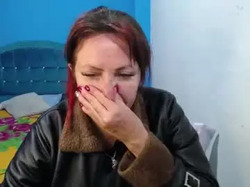 Chaturbate Watch Live Sex Cams of carolinhe_