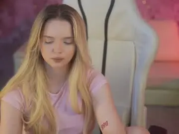 Chaturbate Sex Cam of kira0541
