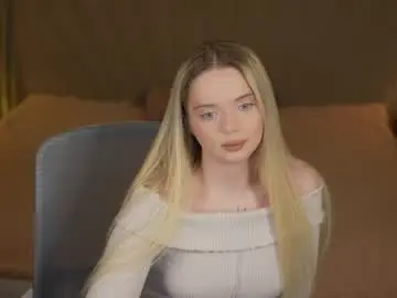 Chaturbate Nude Webcam of kira0541