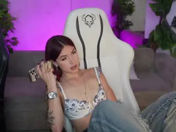 Chaturbate Nude Webcam of kira0541