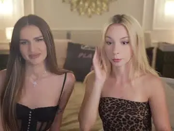Chaturbate Sex Cam of kira0541