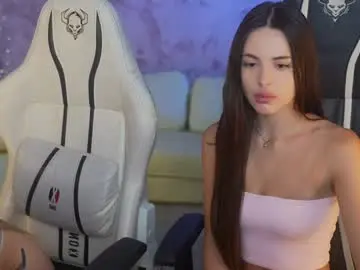 Chaturbate Live Sex Cam of kira0541